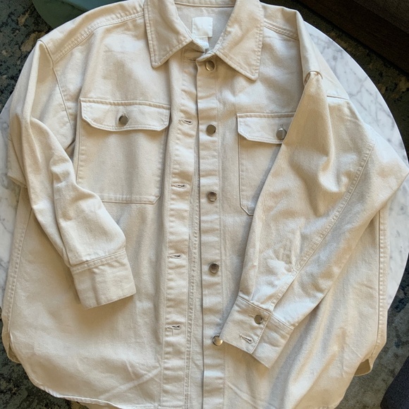 π BNWT Oversized Denim Shirt Jacket - Picture 2 of 7
